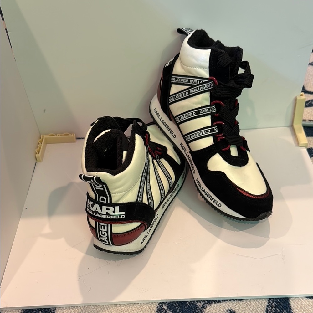 Karl Lagerfeld Black and White Sneakers with Retro Design; Women’s Size 6